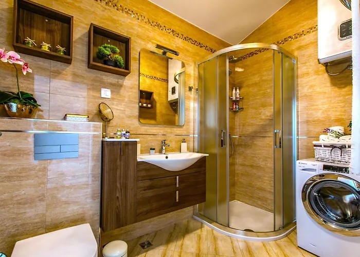 Sea Sparkle Luxury Apartment